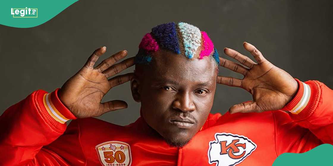 Portable shares video of himself in pain receiving medical care. Portable shares video of himself in pain receiving medical care.