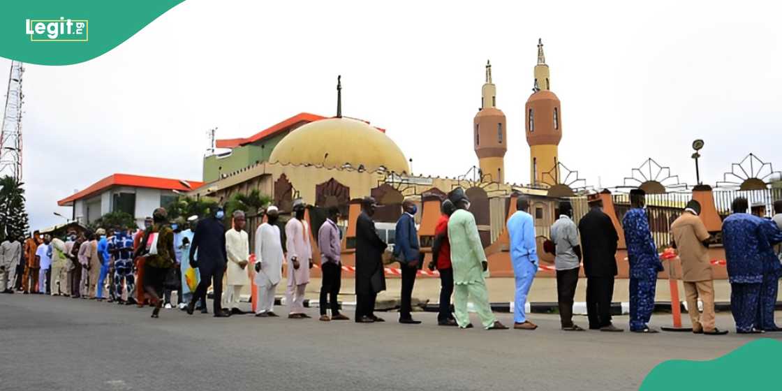 Gunmen abduct several Muslim worshippers in Sokoto Gunmen abduct several Muslim worshippers in Sokoto