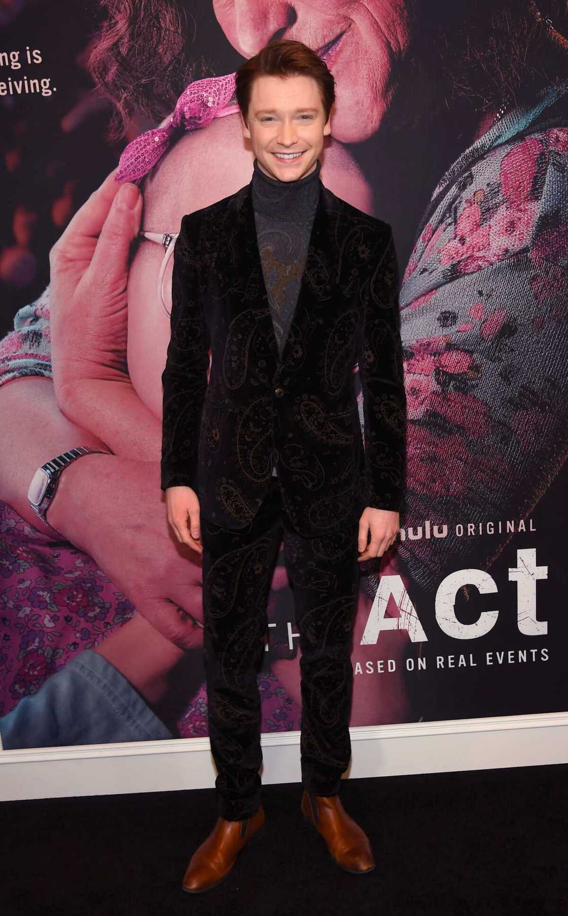 How old is Calum Worthy How old is Calum Worthy