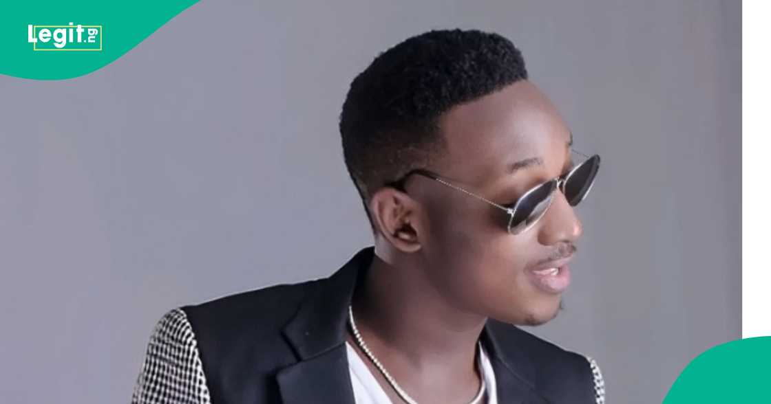 Dammy Krane laughs at Nigerians over power outrage. Dammy Krane laughs at Nigerians over power outrage.
