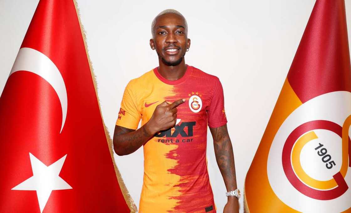 Henry Onyekuru Henry Onyekuru
