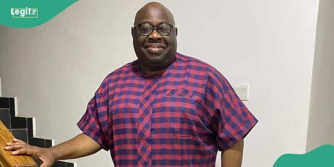 Dele Momodu ya ce Atiku ne zaɓinsa a ADC. Dele Momodu ya ce Atiku ne zaɓinsa a ADC.