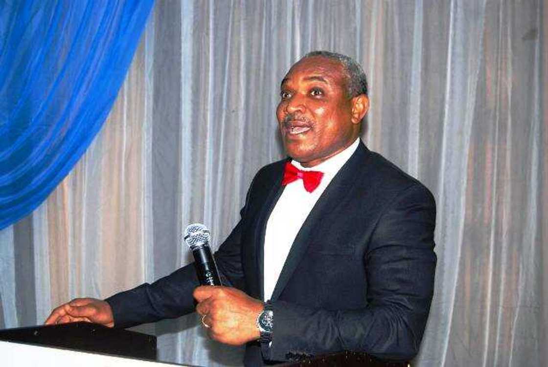 Obono-Obla: Shugabannin Jam’iyyar APC kansu kawai su ka sani ba Talakawa ba Obono-Obla: Shugabannin Jam’iyyar APC kansu kawai su ka sani ba Talakawa ba