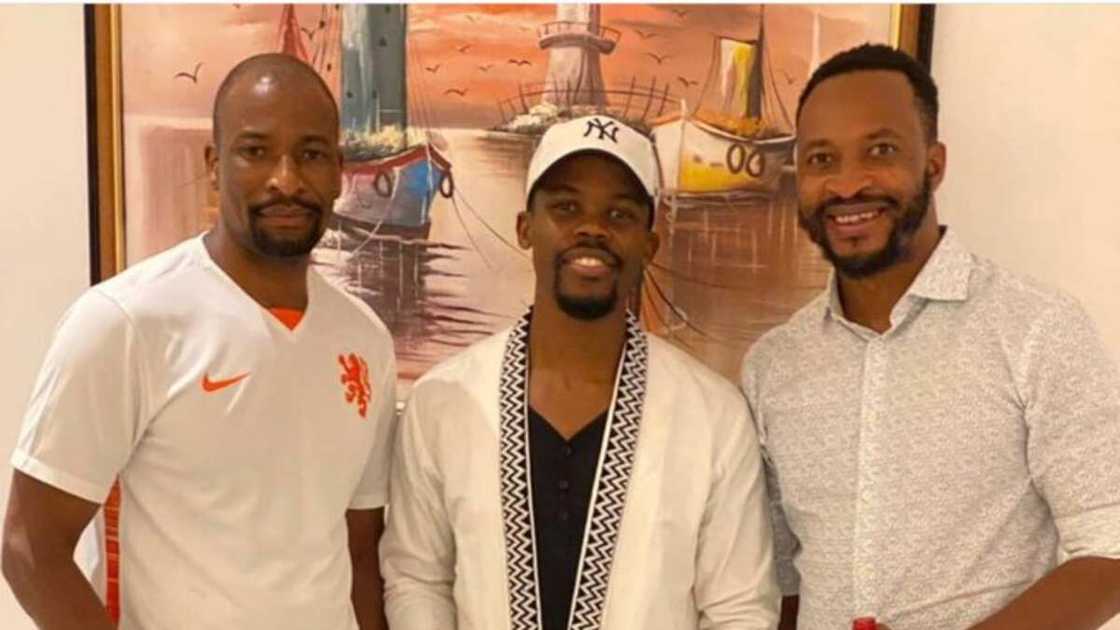 3 friends who used to wash plates in South Africa 12yrs ago succeed, opens their restaurant in VI 3 friends who used to wash plates in South Africa 12yrs ago succeed, opens their restaurant in VI