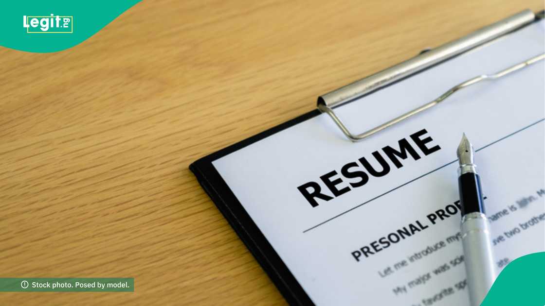 Lady gets resume format that works for her. Lady gets resume format that works for her.