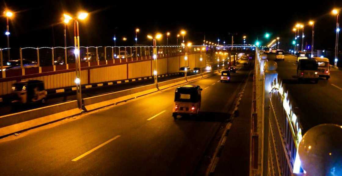 Aid workers meet displaced migrants while warning against criminalizing poverty. Aid workers meet displaced migrants while warning against criminalizing poverty.