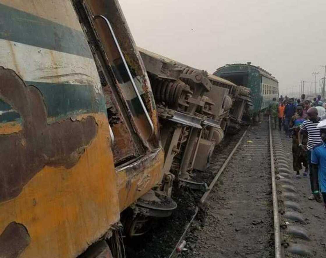 Ibtila’I fa auku a jahar Legas, hatsarin jirgi ya rutsa da jama’a da dama Ibtila’I fa auku a jahar Legas, hatsarin jirgi ya rutsa da jama’a da dama