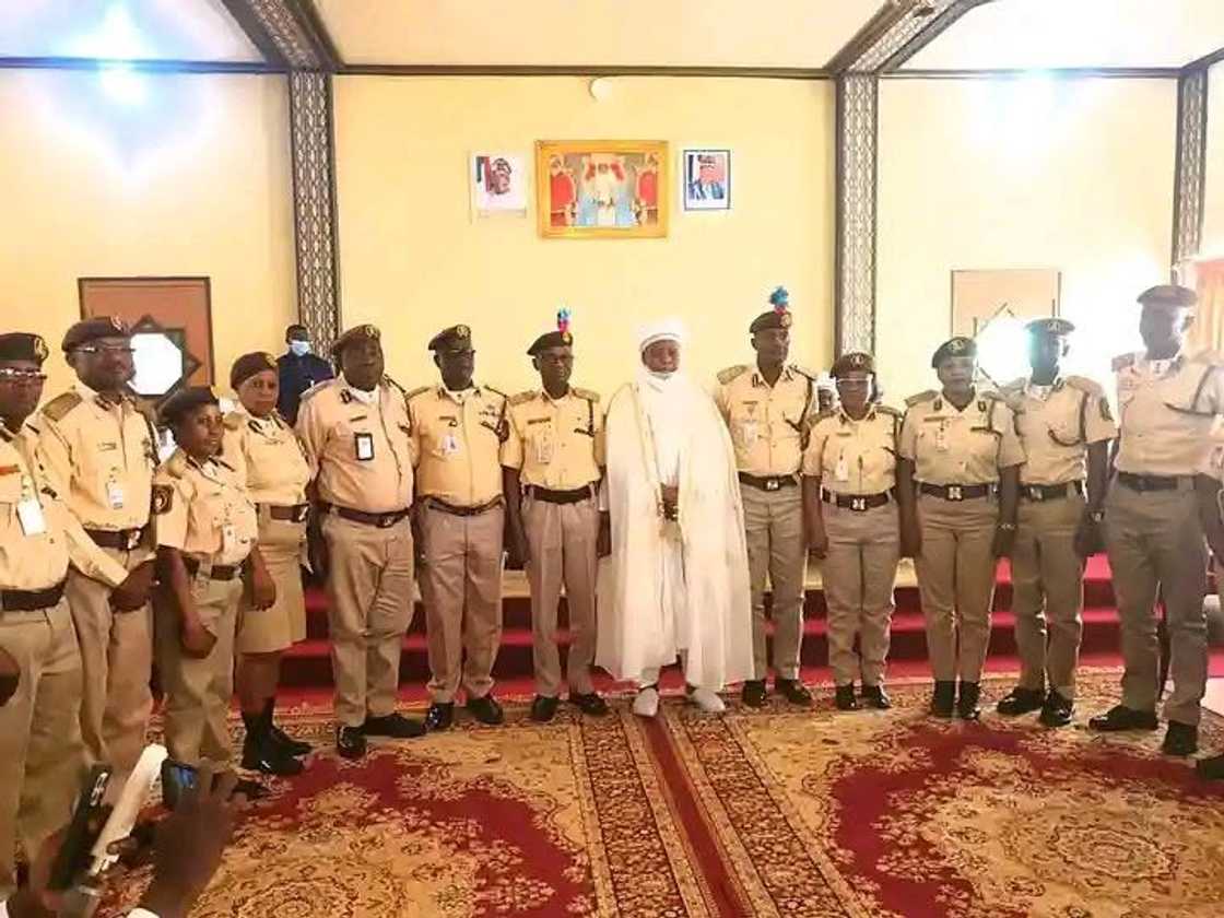 Sarkin Musulmi da jami'an NIS