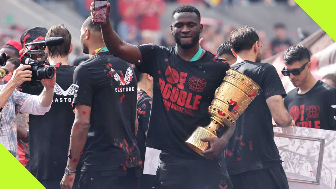 Victor Boniface celebrating Bayer Leverkusen's DFB Pokal win.