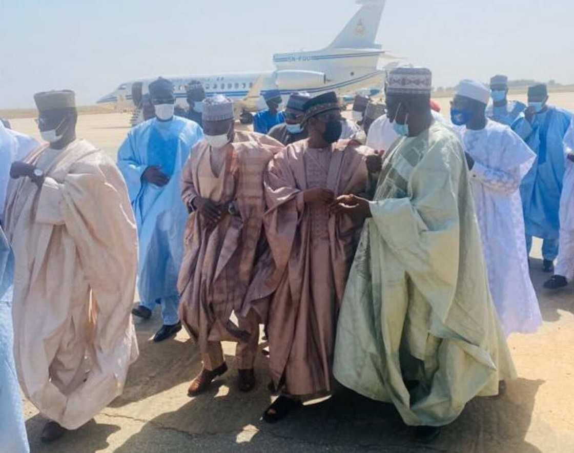 Kayatattun hotunan bikin dan Tambuwal, ministoci, gwamnoni da masu hannu da shuni sun halarta Kayatattun hotunan bikin dan Tambuwal, ministoci, gwamnoni da masu hannu da shuni sun halarta