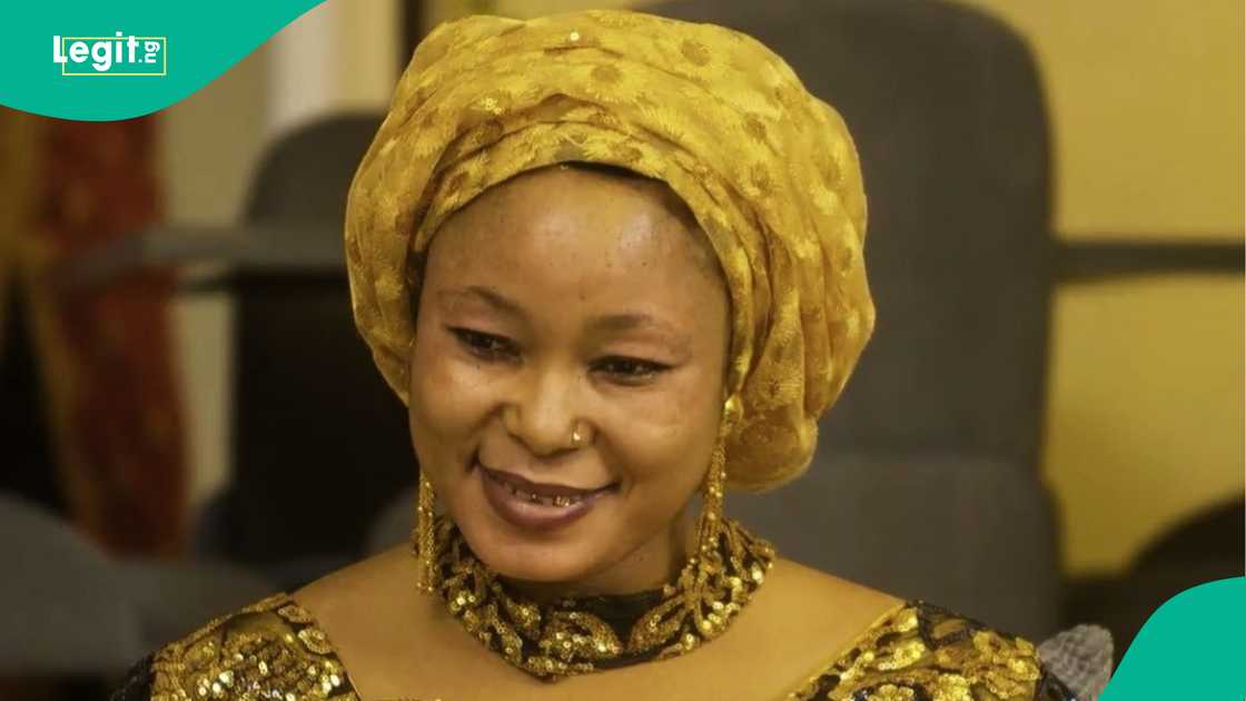 An yi jana’izar marigayiya Maijidda Muhammad, wadda aka fi sani da Fulani a shirin Labarina. An yi jana’izar marigayiya Maijidda Muhammad, wadda aka fi sani da Fulani a shirin Labarina.