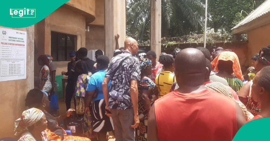 Yadda zabe ke gudana a Anambra. Yadda zabe ke gudana a Anambra.