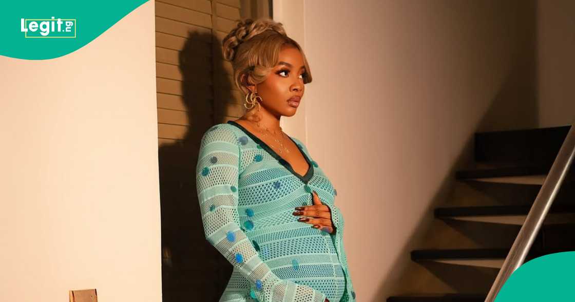 Toke Makinwa shares Toolz's dream about her pregnancy. Toke Makinwa shares Toolz's dream about her pregnancy.