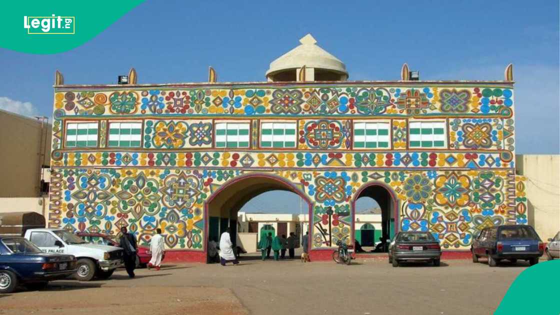 Majiyoyi sun magantu da wani magidanci ya kashe dan uwansa a Zariya, jihar Kaduna Majiyoyi sun magantu da wani magidanci ya kashe dan uwansa a Zariya, jihar Kaduna