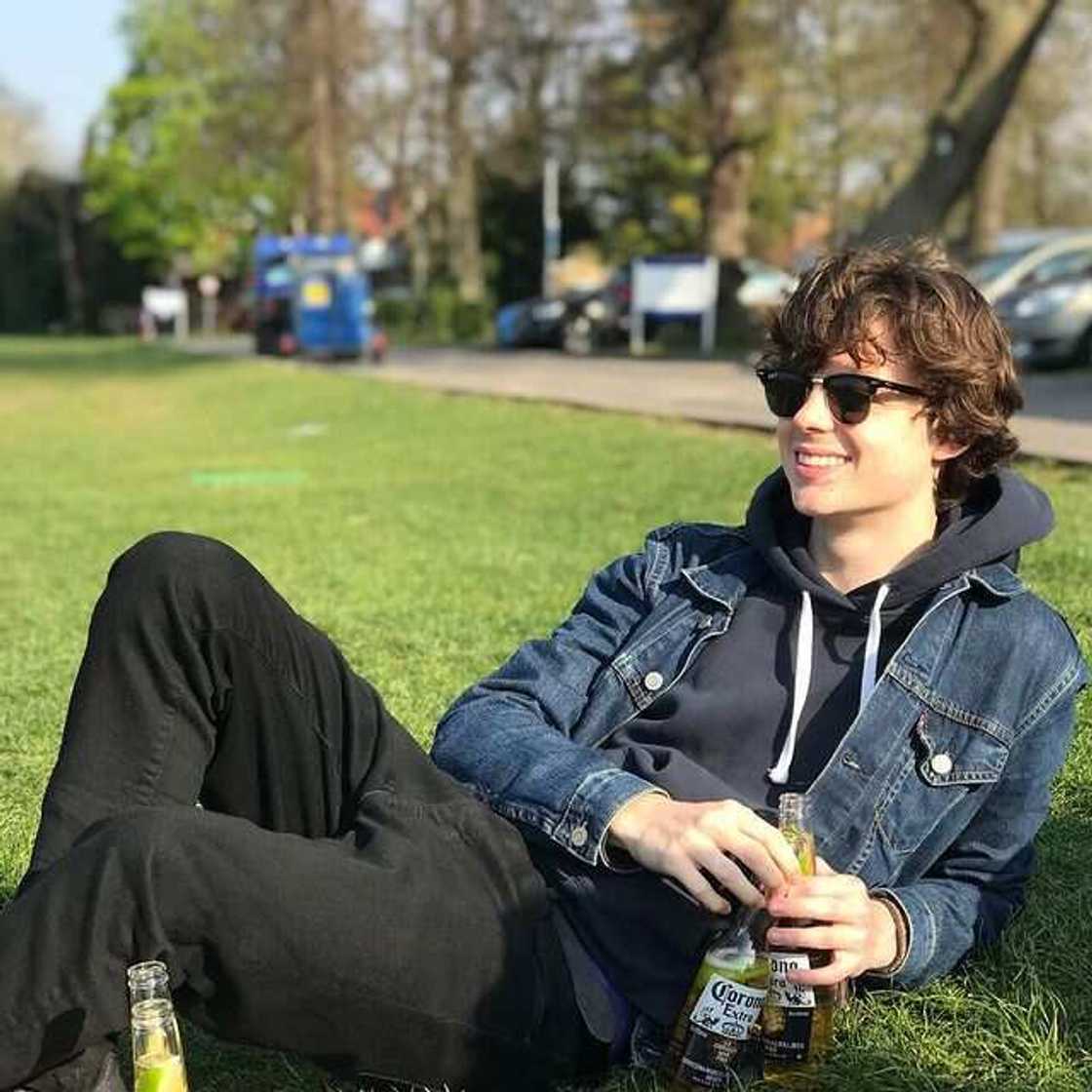 Sam Holland’s age Sam Holland’s age