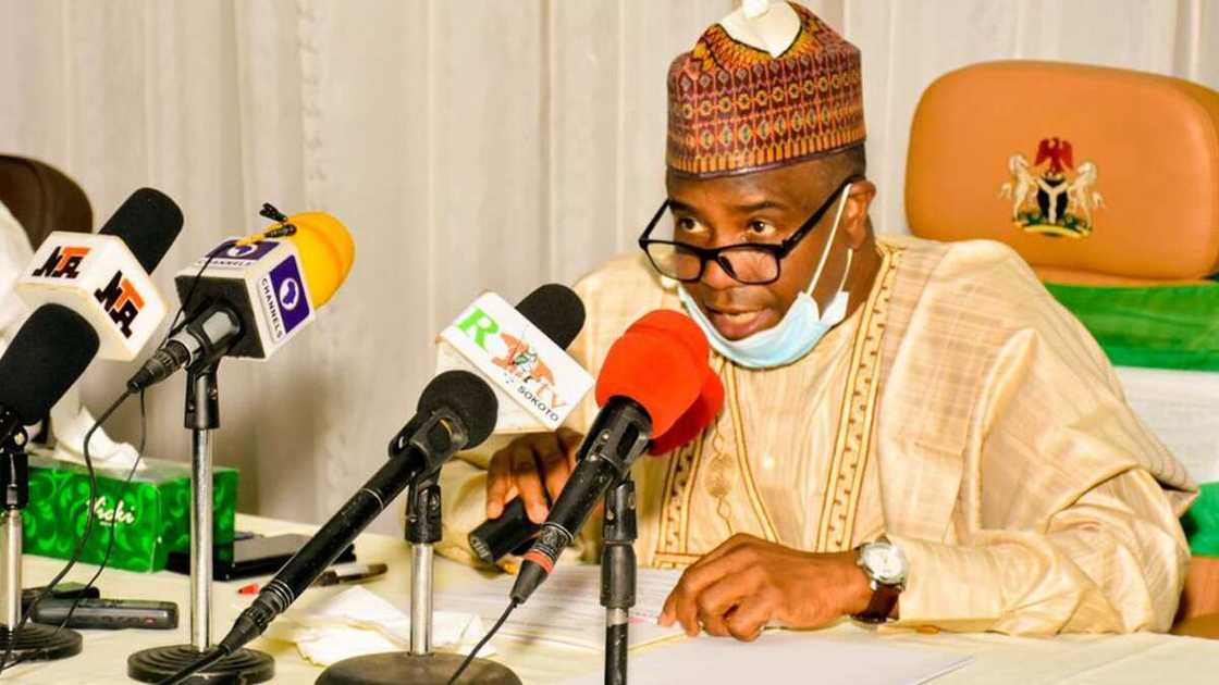 Gwamna Tambuwal na shirin yin rusau a kauyen Remon da ke jihar Sokoto Gwamna Tambuwal na shirin yin rusau a kauyen Remon da ke jihar Sokoto