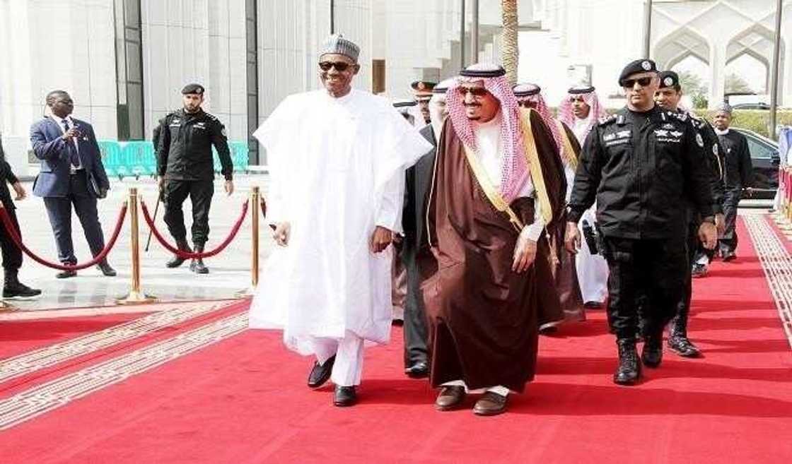 Yanzu Yanzu: Sarkin Saudiyya ya kira Buhari (ga batutuwa uku da suka tattauna a kai) Yanzu Yanzu: Sarkin Saudiyya ya kira Buhari (ga batutuwa uku da suka tattauna a kai)