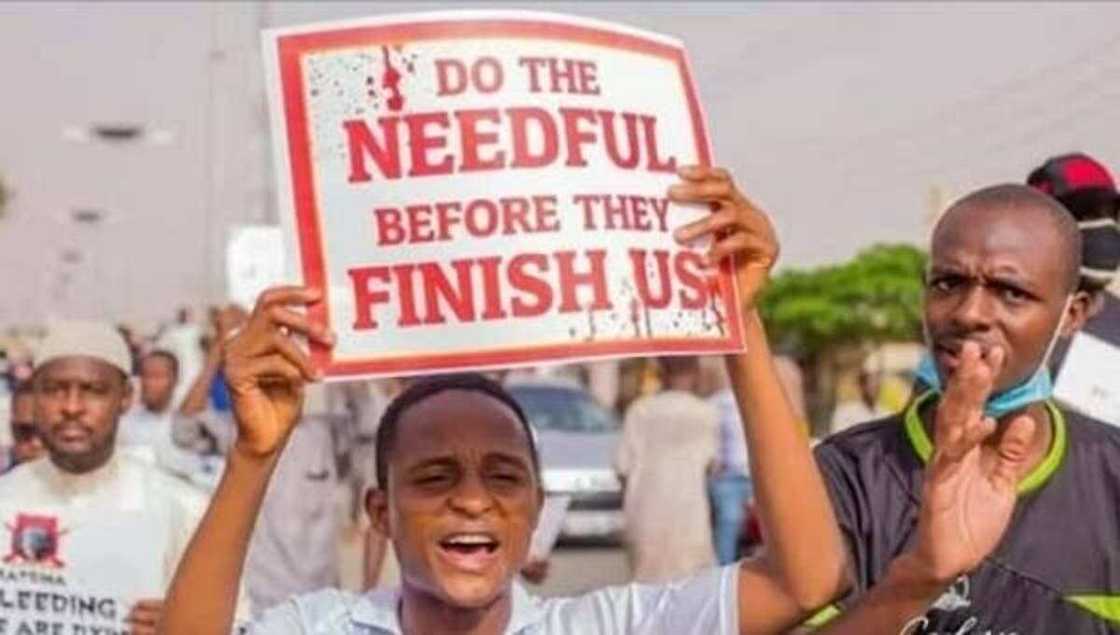 Rashin tsaro: Fusatattun matasa sun mamaye tare da rufe tituna a Katsina Rashin tsaro: Fusatattun matasa sun mamaye tare da rufe tituna a Katsina