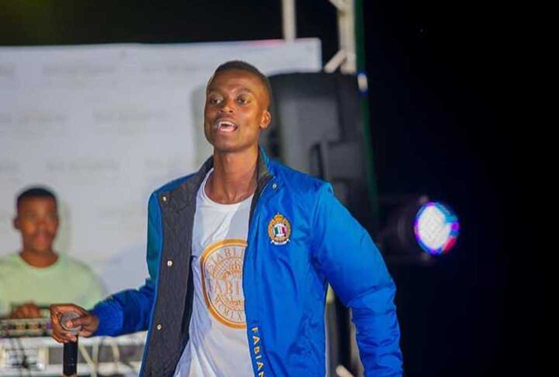 King Monada - Keye E Tlhoko lyrics