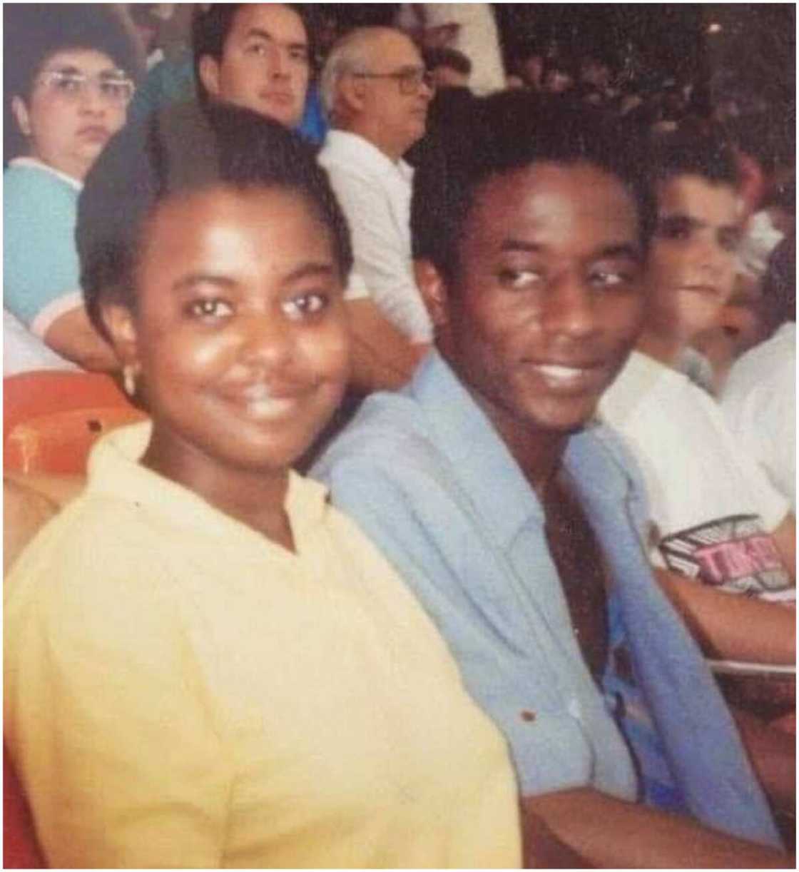 Tuna baya: Hotunan korarren sarkin Kano Sanusi Lamido da matarsa ta farko Sadiya Ado Bayero Tuna baya: Hotunan korarren sarkin Kano Sanusi Lamido da matarsa ta farko Sadiya Ado Bayero