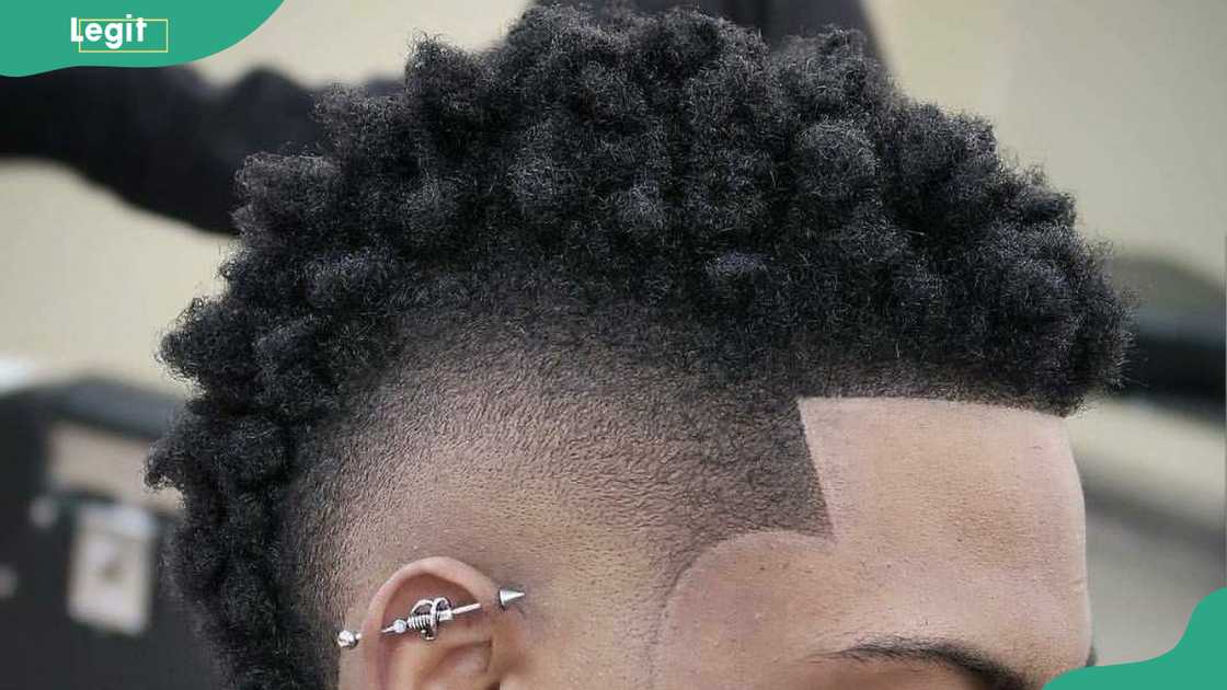 Tapered curls Tapered curls