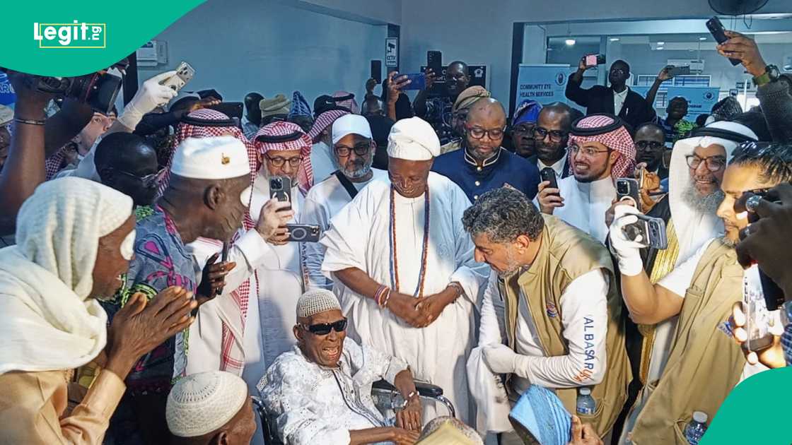 Makinde, Olubadan, Albasar Foundation, Makkah Specialist Eye Hospital, Ibadan eye hospital, Oyo State healthcare, preventable blindness Nigeria