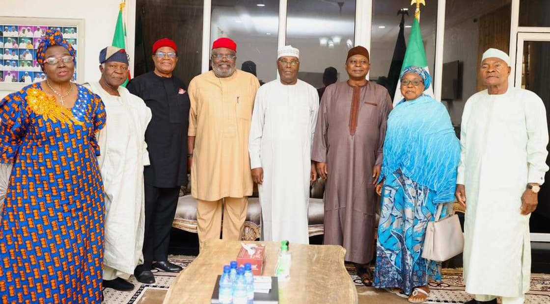 BoT tare da Atiku Abubakar Hoto: @Atiku.org BoT tare da Atiku Abubakar Hoto: @Atiku.org