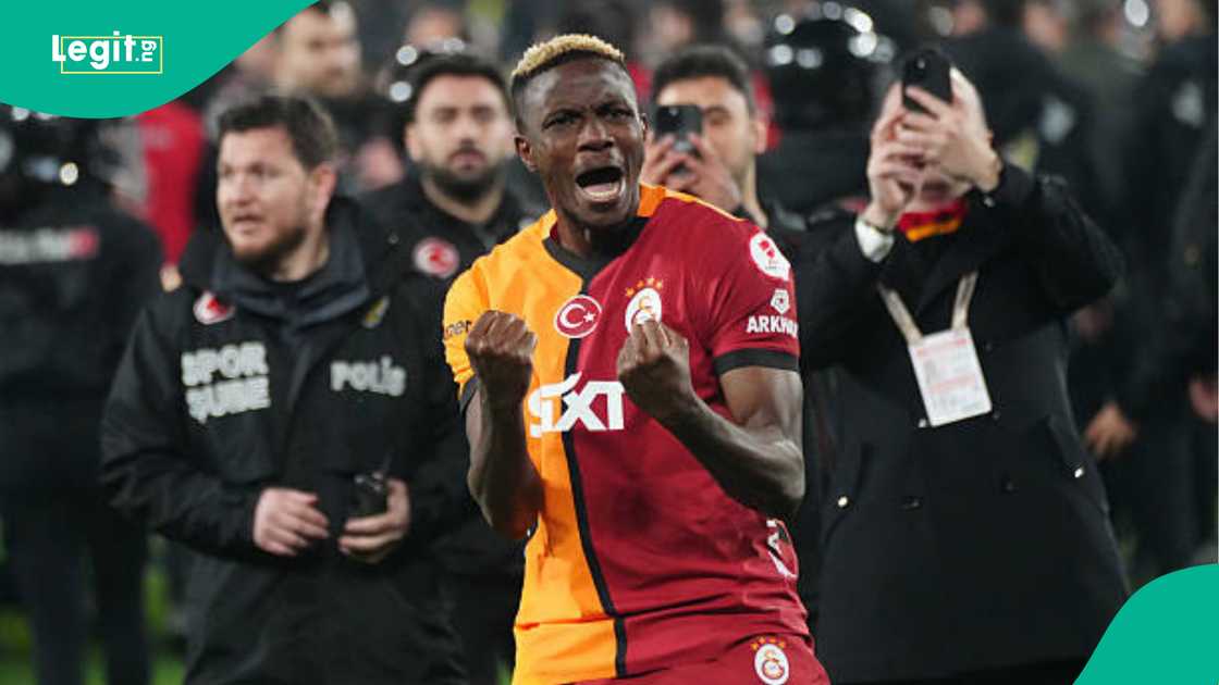 Victor Osimhen, Galatasaray, Fenerbahce, Jose Mourinho, Turkey. Victor Osimhen, Galatasaray, Fenerbahce, Jose Mourinho, Turkey.