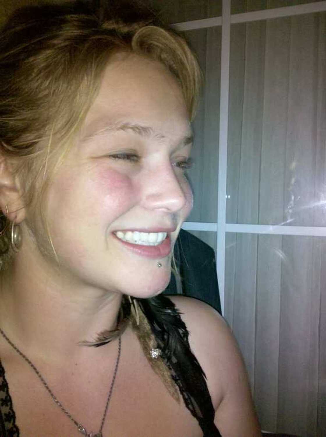 Crystal Bowersox teeth Crystal Bowersox teeth