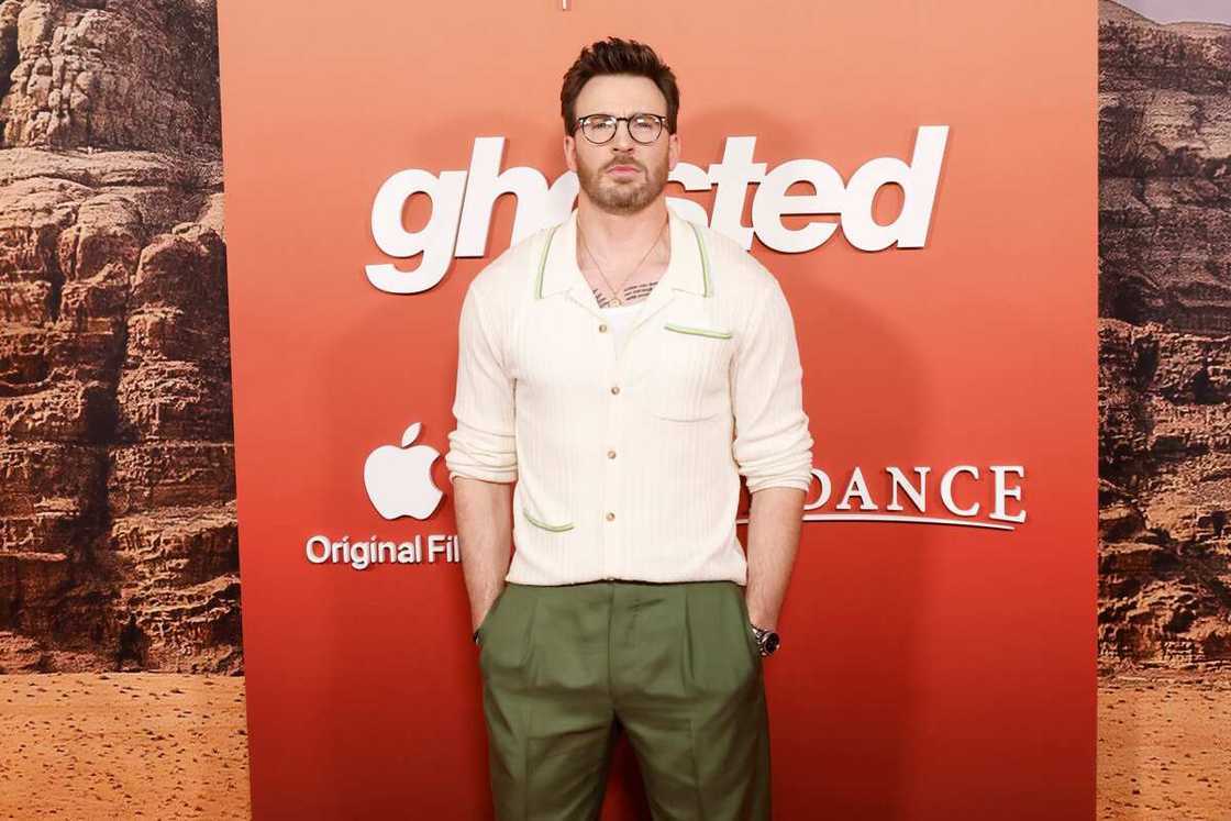 Chris Evans attends the premiere of "Ghosted" at AMC Lincoln Square Theater in New York City Chris Evans attends the premiere of "Ghosted" at AMC Lincoln Square Theater in New York City