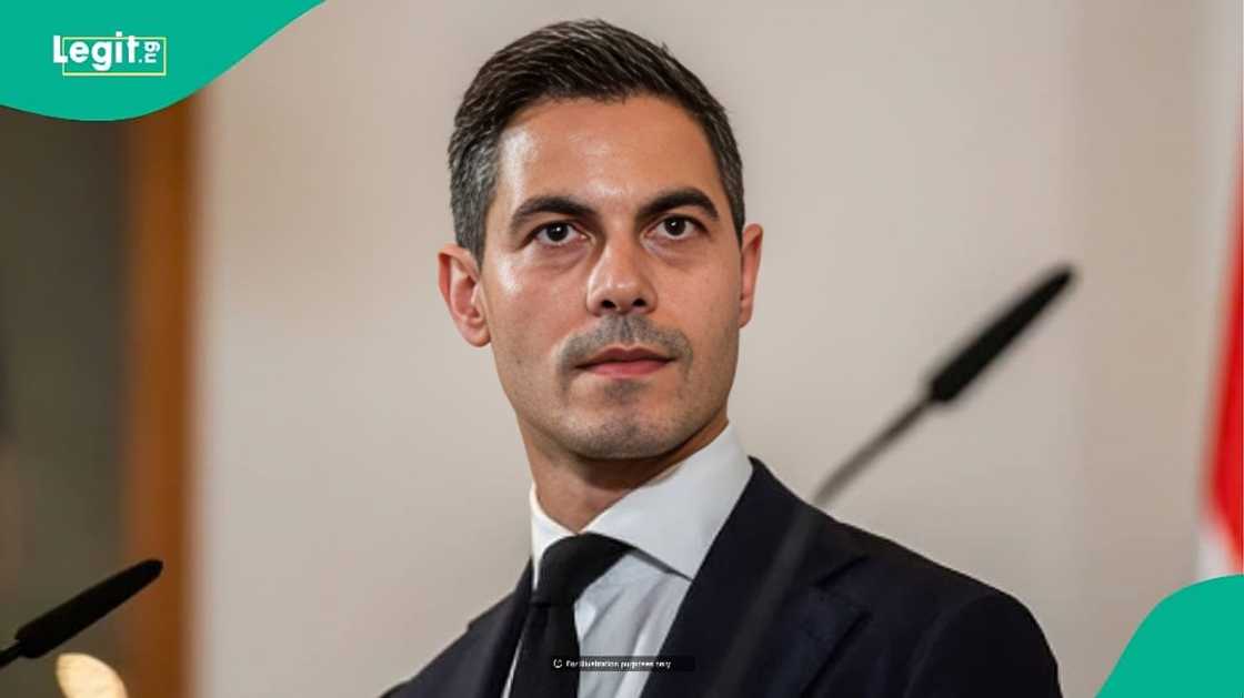 5 groups of people eligible for Netherlands citizenship through option route 5 groups of people eligible for Netherlands citizenship through option route