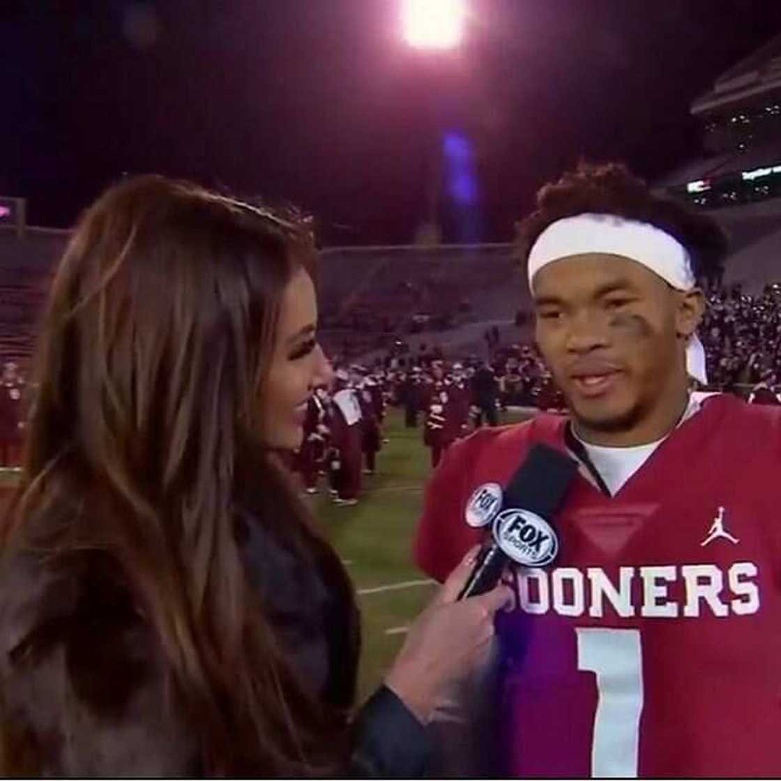 Holly Sonders bio: age, plastic surgery, husband Holly Sonders bio: age, plastic surgery, husband