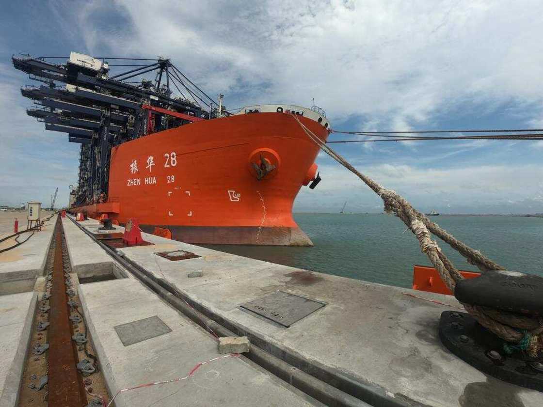 First Vessel Berths as Lekki Port takes Delivery of STS Cranes and RTG Equipment First Vessel Berths as Lekki Port takes Delivery of STS Cranes and RTG Equipment
