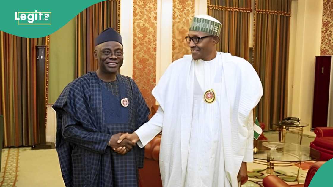 Bakare speaks on alleged power transfer agreement with Buhari Bakare speaks on alleged power transfer agreement with Buhari