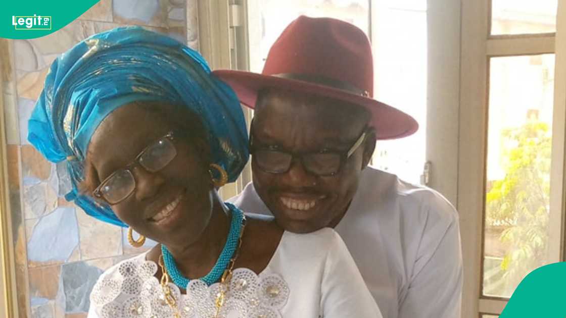 Man Posts Picture with Wife from 1981, Shares How She Met Him When He was Homeless, Melts Hearts Man Posts Picture with Wife from 1981, Shares How She Met Him When He was Homeless, Melts Hearts