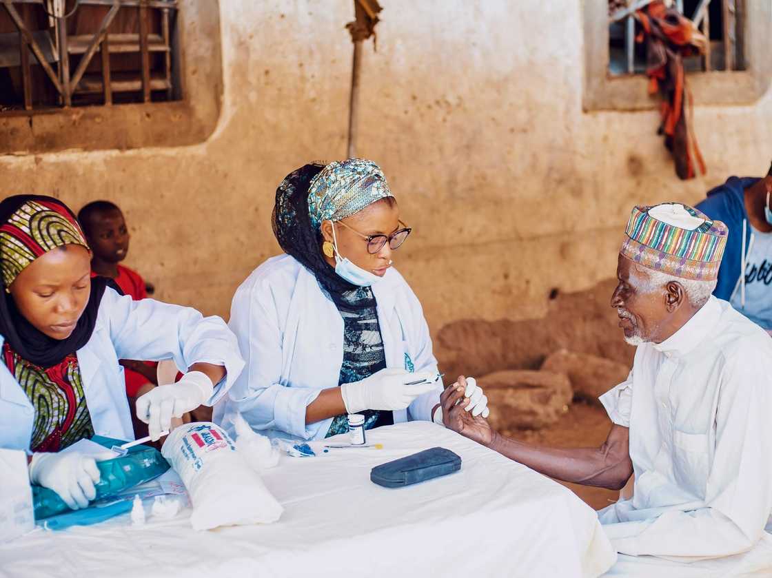 A team of medics at a community medical outreach in Kaduna, Nigeria A team of medics at a community medical outreach in Kaduna, Nigeria
