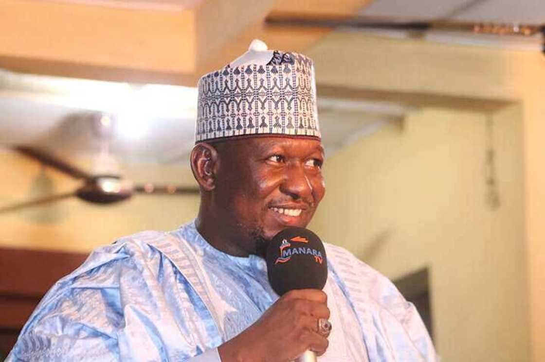 Kabiru Gombe ya kare malamai a zabe Kabiru Gombe ya kare malamai a zabe