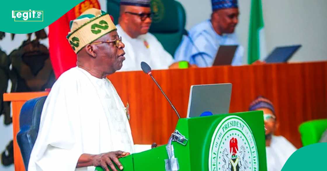 Shugaban ƙasa, Bola Tinubu ya yi jawabin ranar dimokuraɗiyya. Shugaban ƙasa, Bola Tinubu ya yi jawabin ranar dimokuraɗiyya.