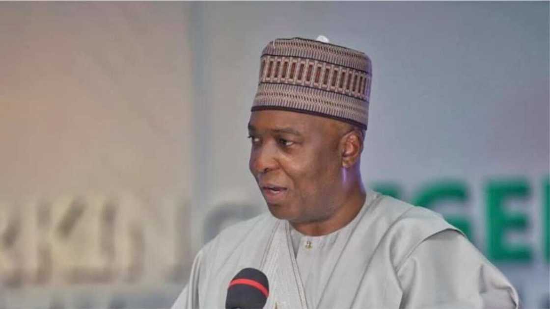 Corruption Allegations: EFCC arrests Bukola Saraki Corruption Allegations: EFCC arrests Bukola Saraki