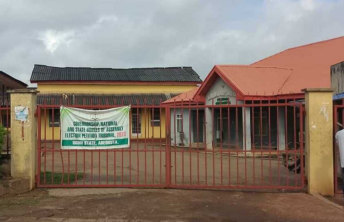 Harabar Kotu a jihar Ogun. Harabar Kotu a jihar Ogun.