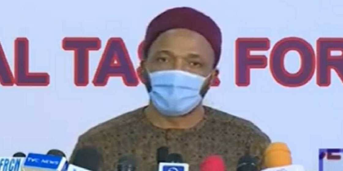 FG ta lissafa sharruda 6 na bude makarantu FG ta lissafa sharruda 6 na bude makarantu