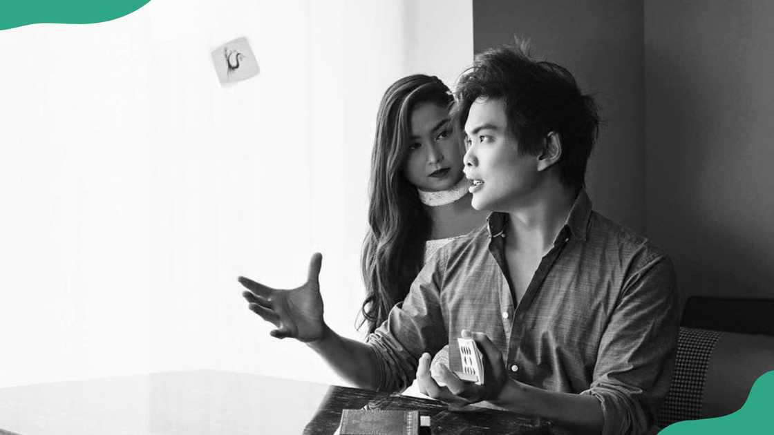 Shin Lim and Casey Thomas perform card magic Shin Lim and Casey Thomas perform card magic