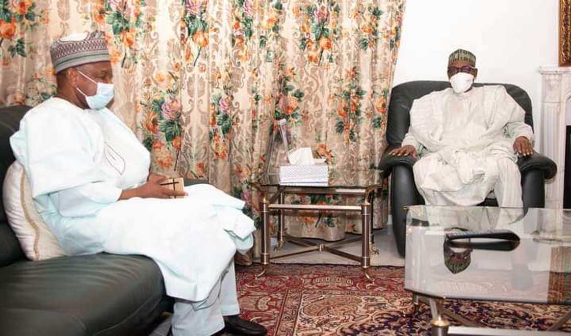 Shugaba Buhari tare da Atiku Bagudu Shugaba Buhari tare da Atiku Bagudu