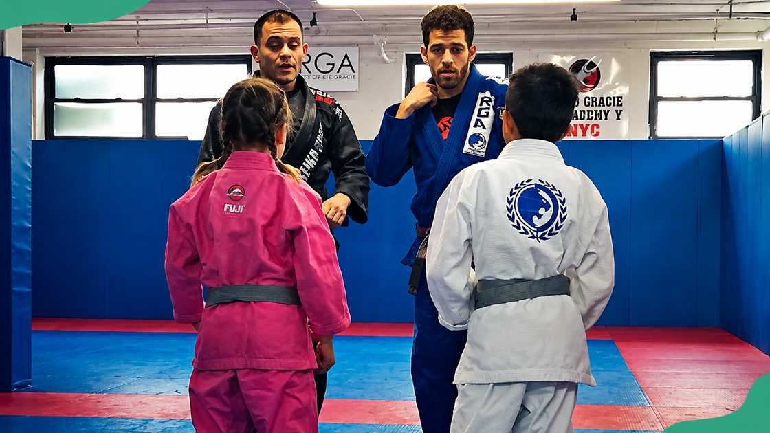 Ariane Bourdain learns martial arts
