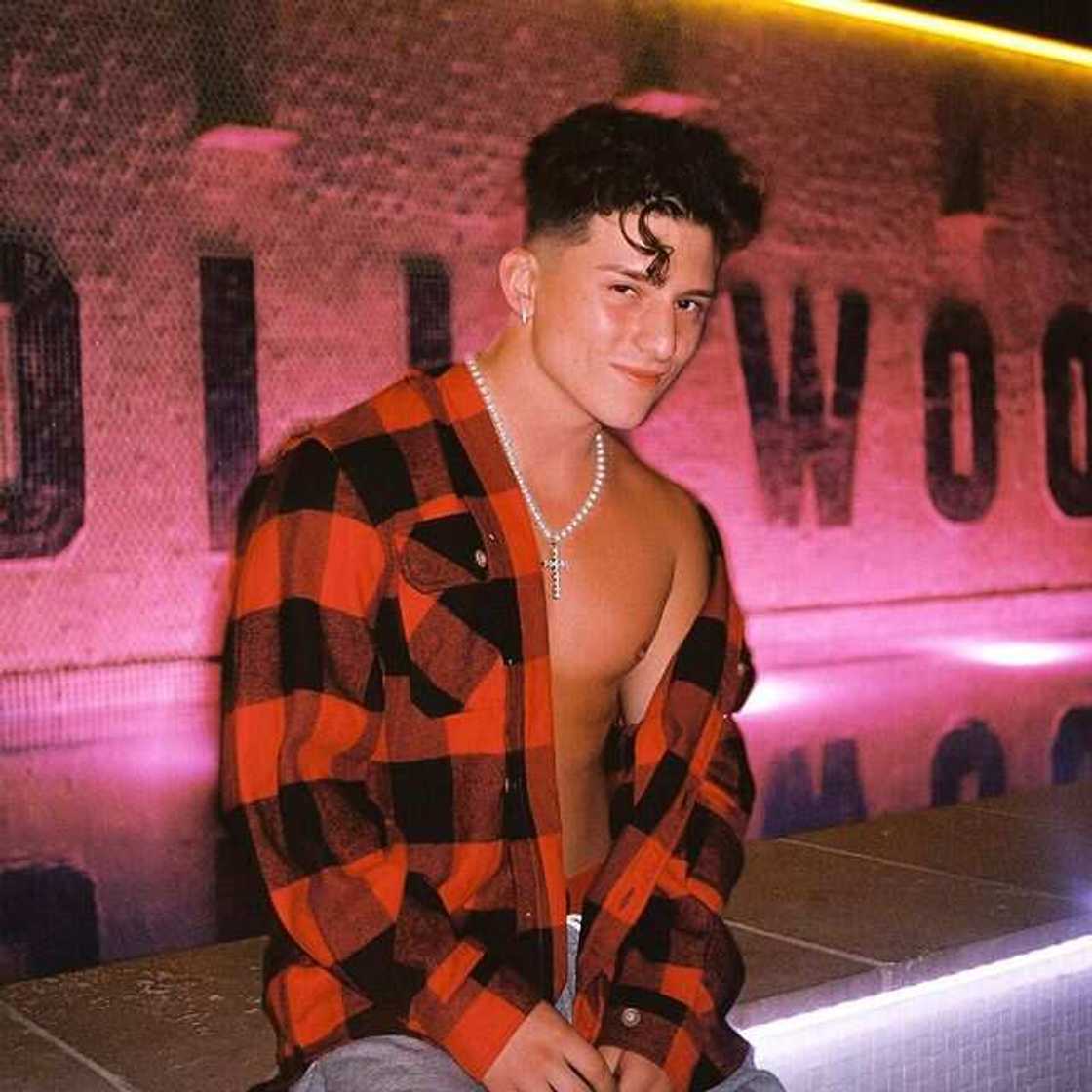 Tony Lopez gay Tony Lopez gay