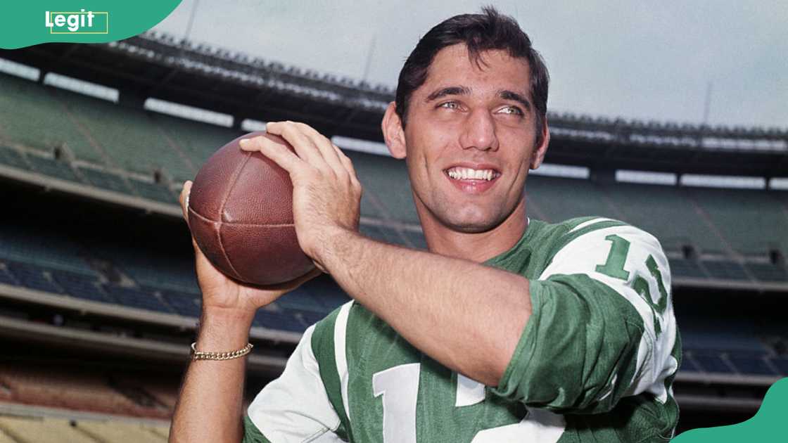 Joe Namath shows his passing style after graduating from the University of Alabama Joe Namath shows his passing style after graduating from the University of Alabama