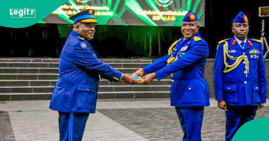 Shugaban soji Shugaban soji