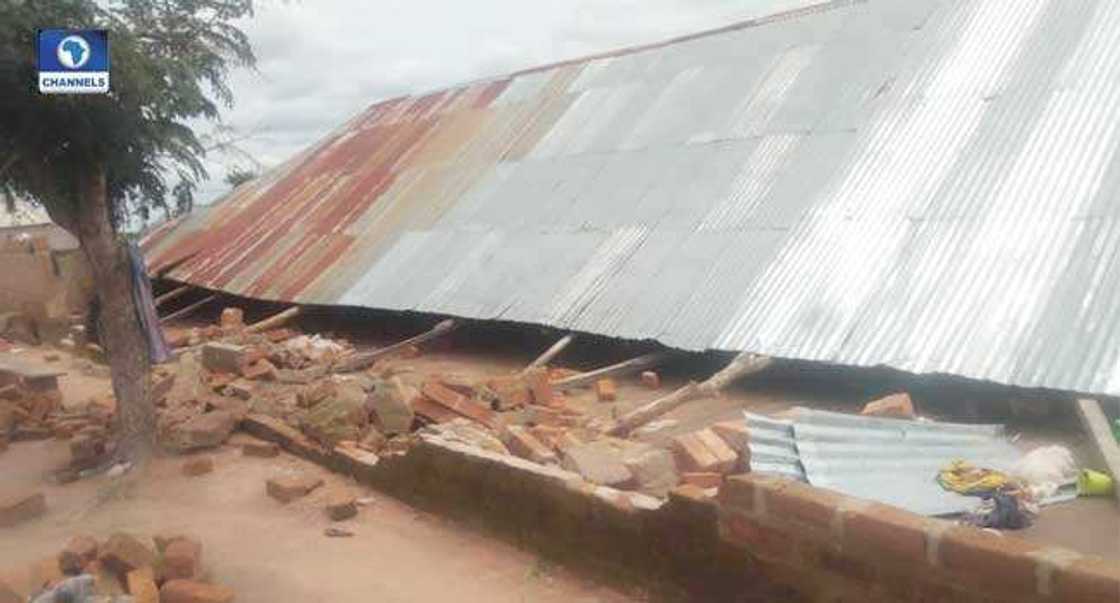 Labari da duminsa: Coci ya ruguje kan masu bauta a jihar Taraba Labari da duminsa: Coci ya ruguje kan masu bauta a jihar Taraba