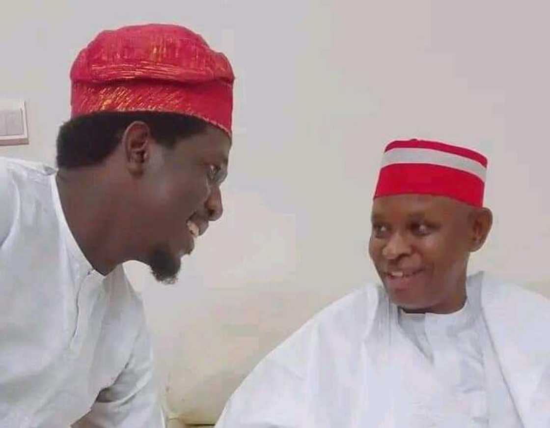 Ali Artwork da Abba Gida Gida. Ali Artwork da Abba Gida Gida.