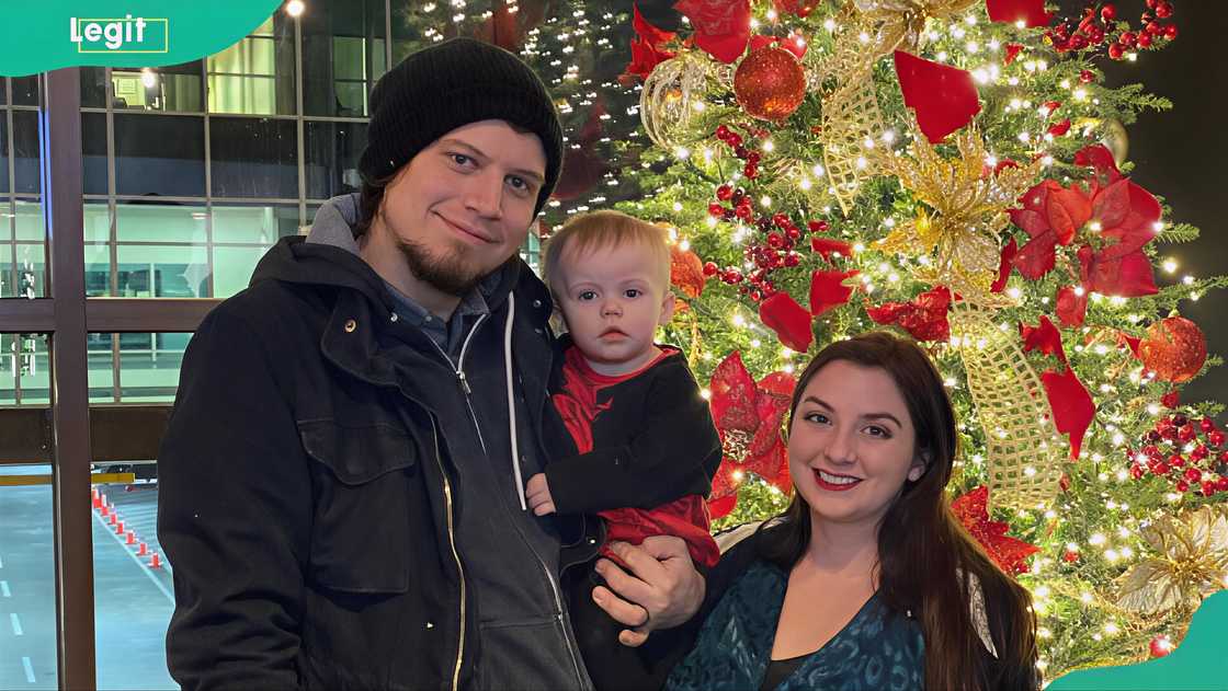 Gloria celebrating Christmas with her husband and children